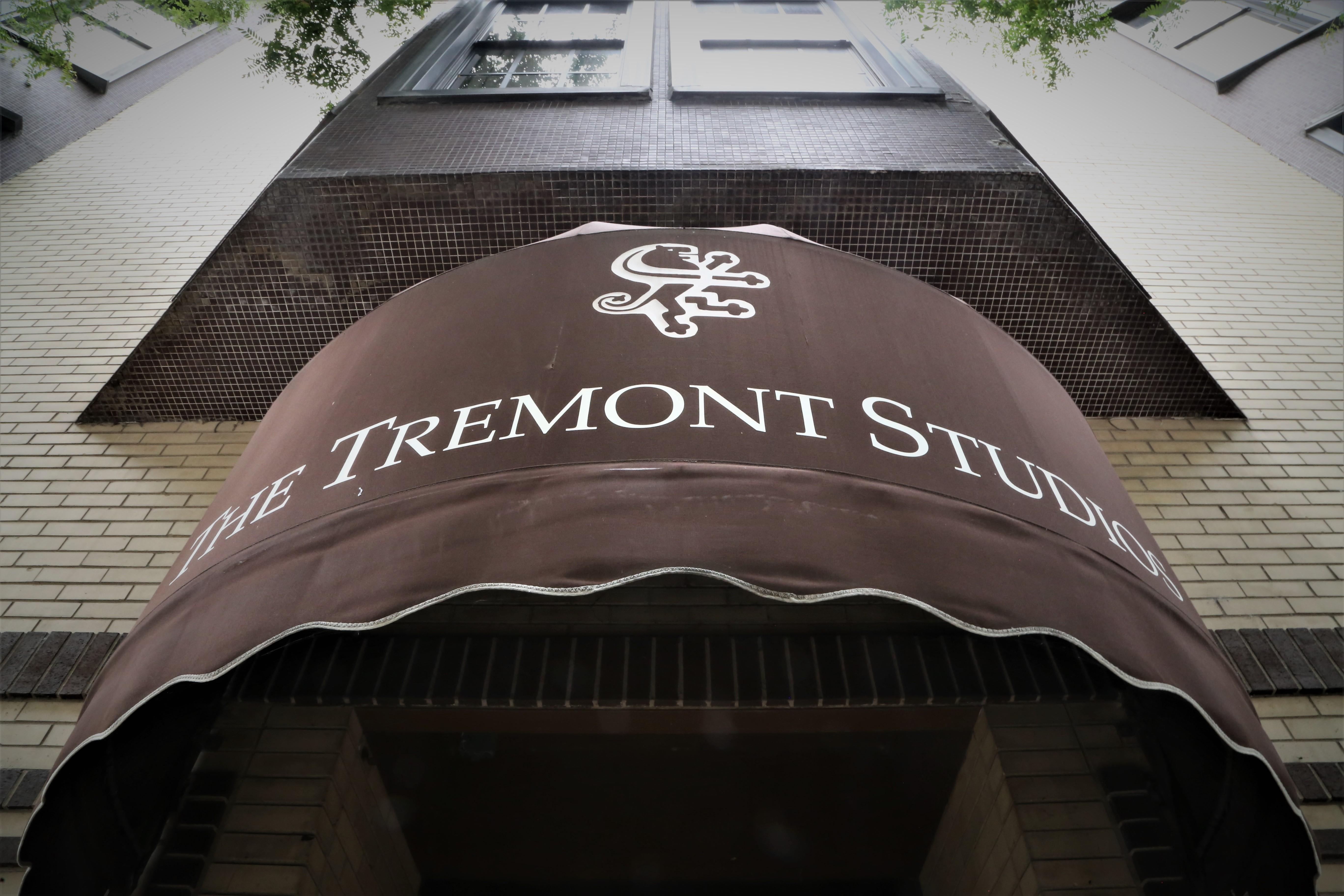 THE TREMONT CHICAGO HOTEL AT MAGNIFICENT MILE CHICAGO, IL 